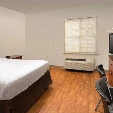 Woodspring Suites Council Bluffs Bagian luar foto