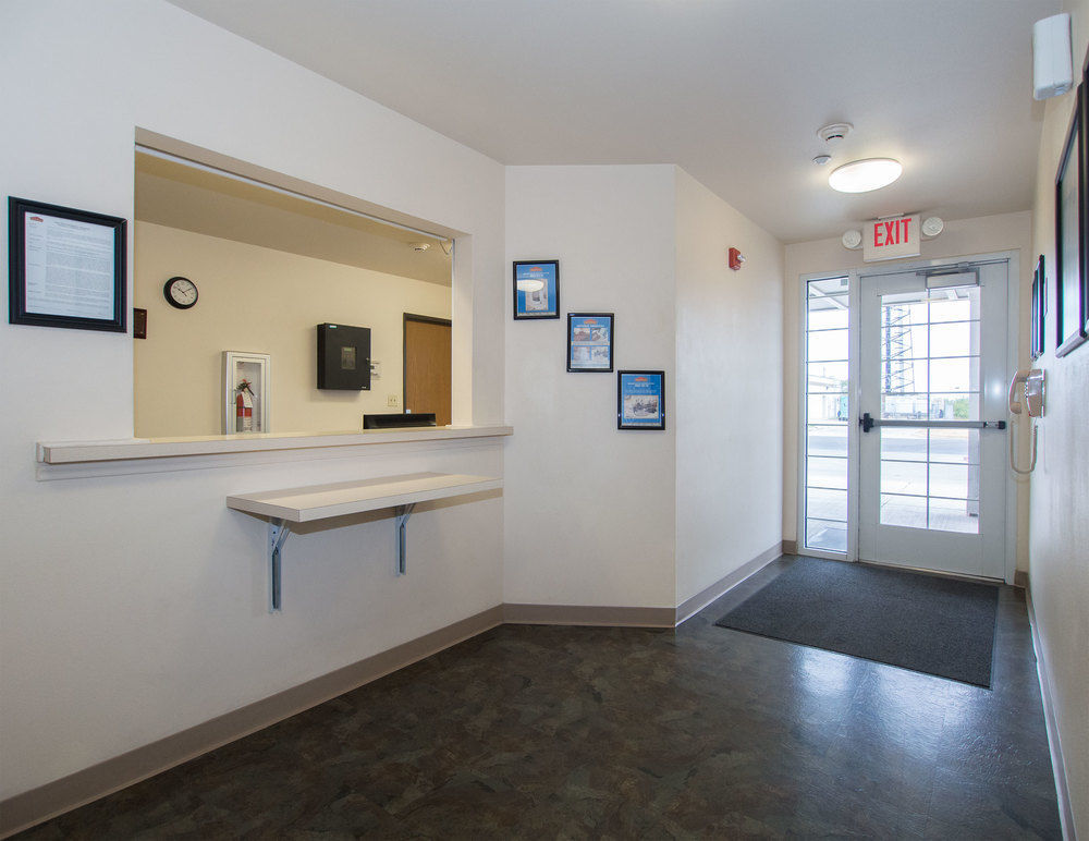 Woodspring Suites Council Bluffs Bagian luar foto